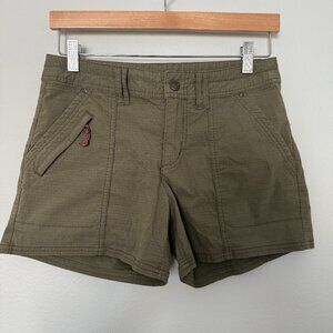 Title Nine Shorts Olive Green Size 4